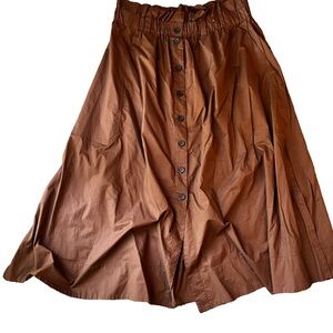 Everlane button up skirt with elastic waist